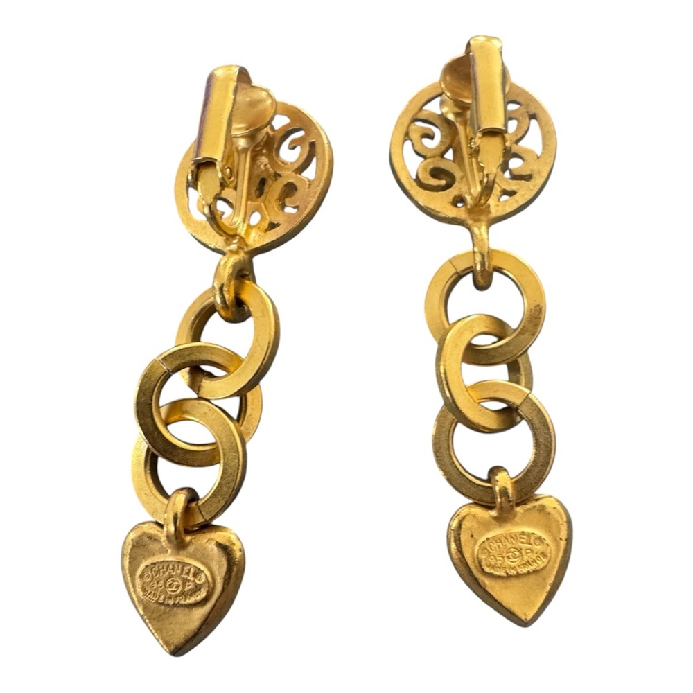 CHANEL 1995 Heart Dangle Clip Earrings - Picture 3 of 6